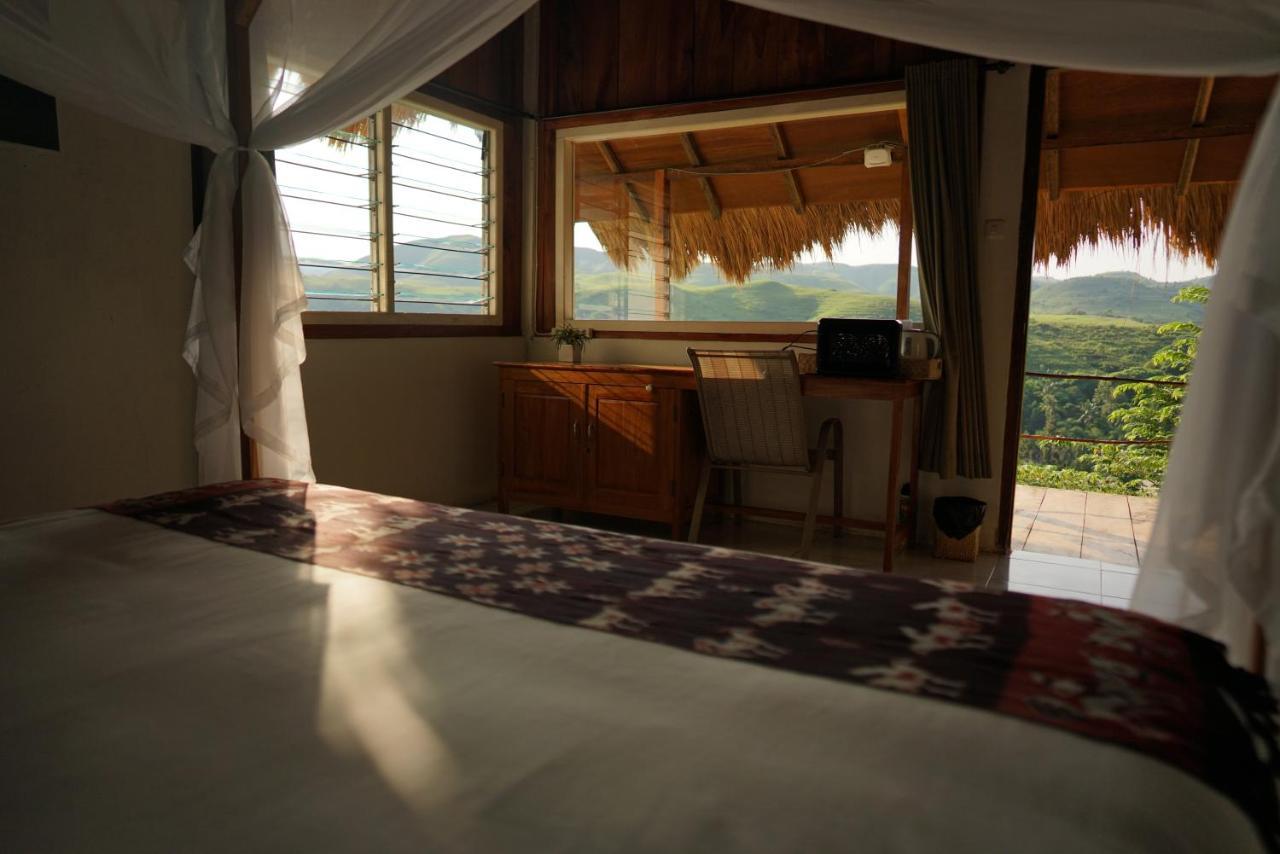 Morinda Villa And Resto Waingapu Kültér fotó